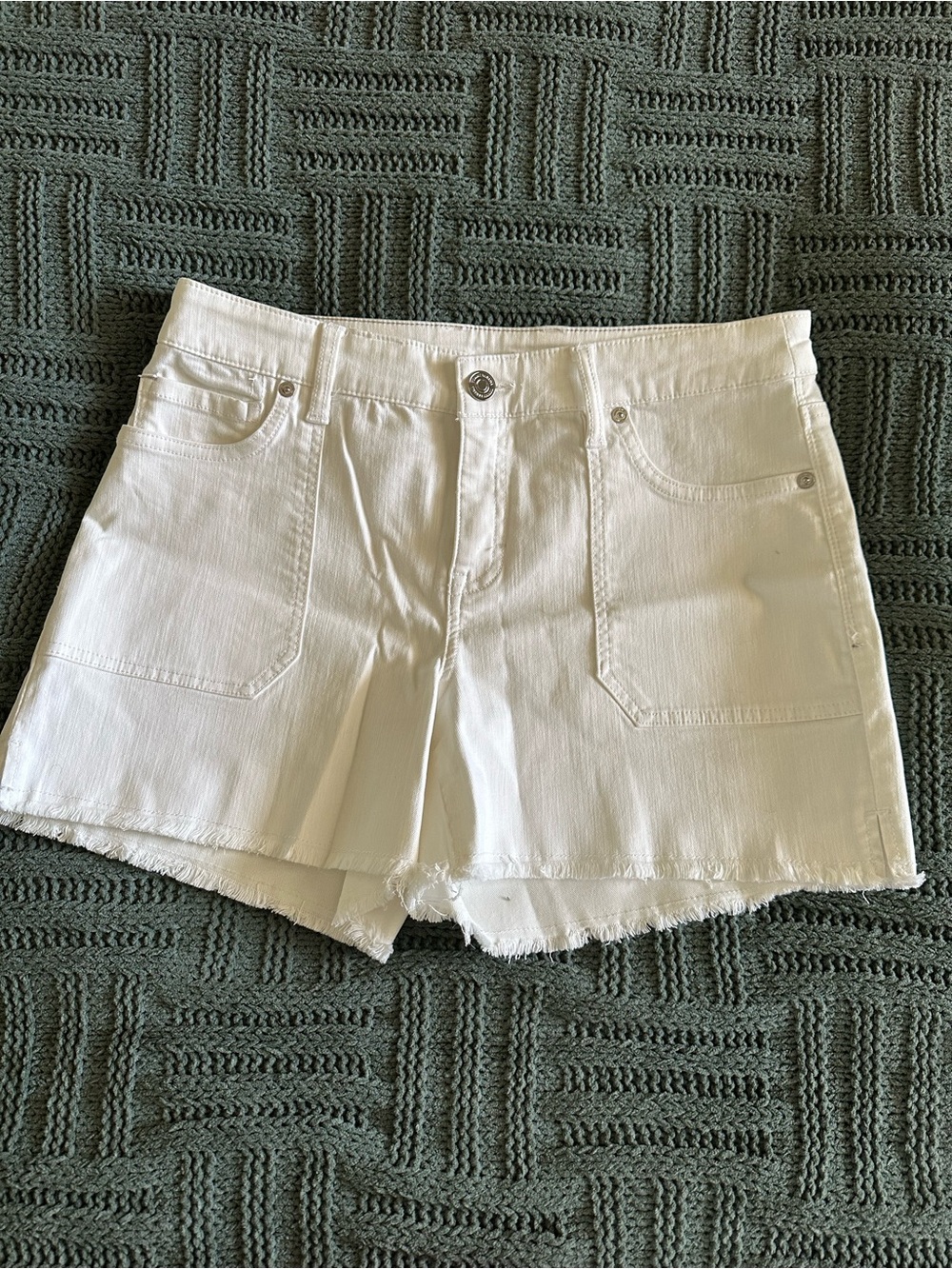 Tommy Bahama Ella Twill Shorts Size 8 4”